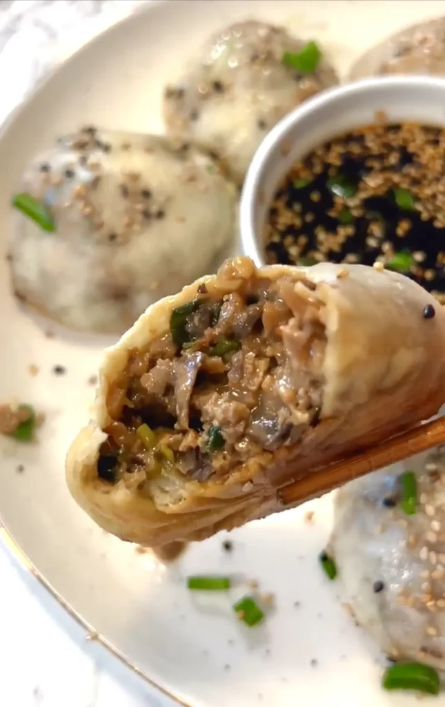 Vegan Sheng Jian Bao: the inside the of the bun