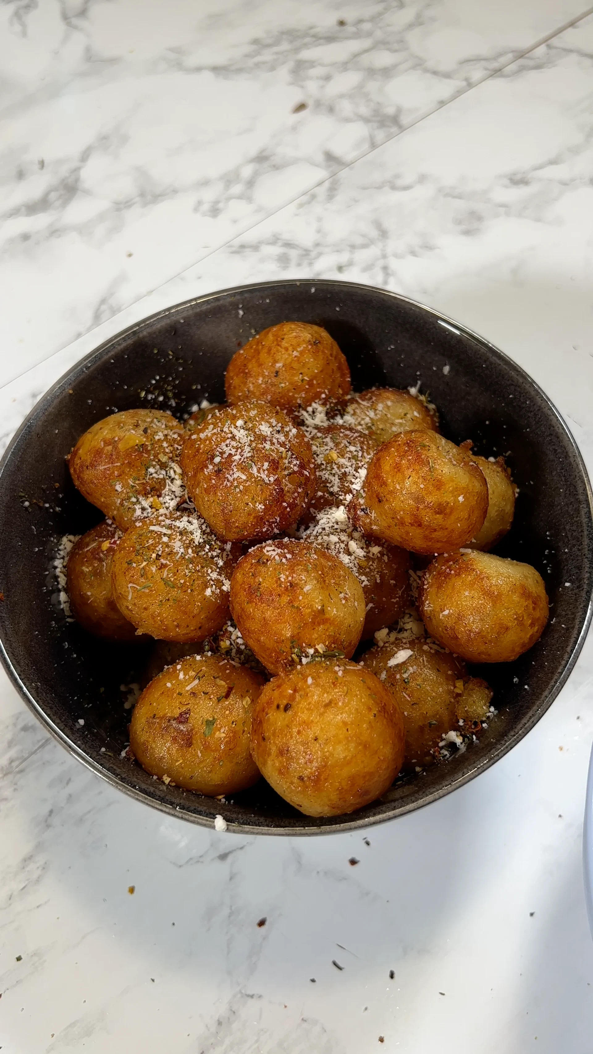 How to cook crispy potato ball