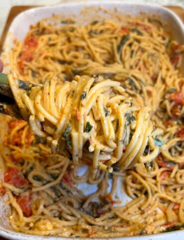 baked Tomato and Spinach Pasta