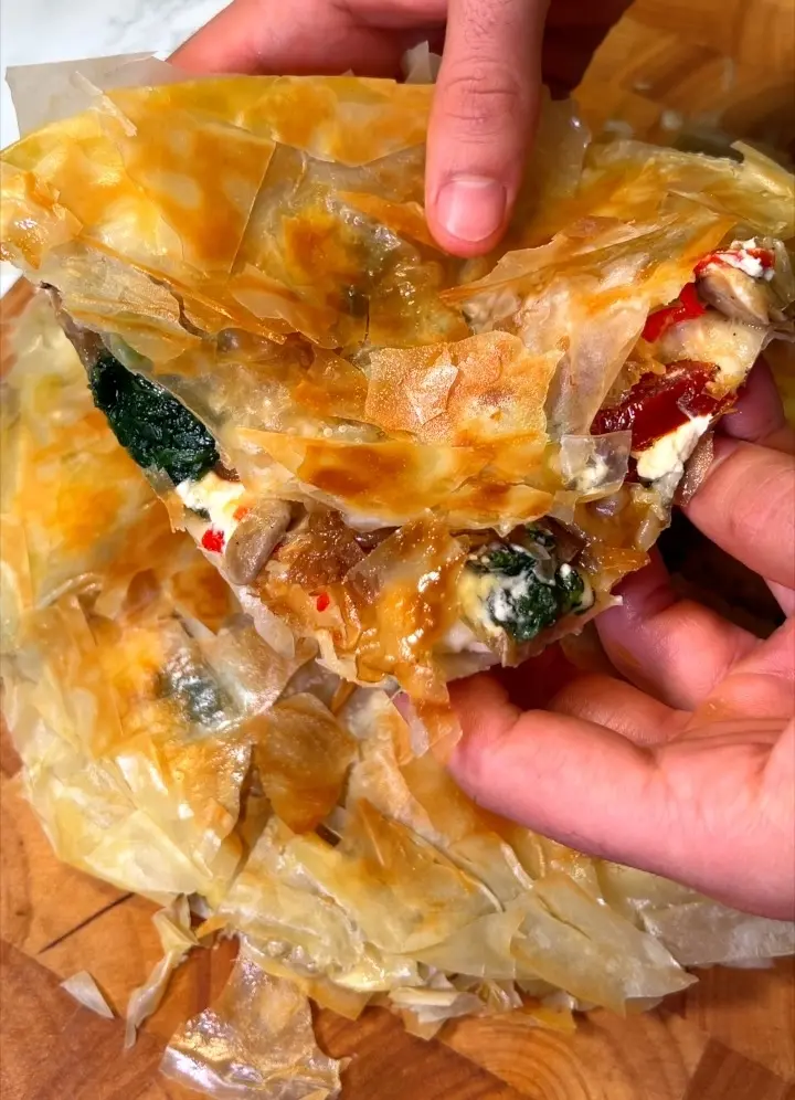 Cheesy Spinach and Filo Pie Recipe cooked